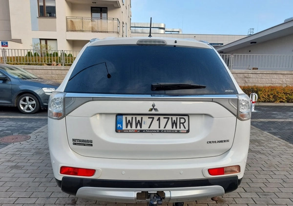 Mitsubishi Outlander cena 65000 przebieg: 95000, rok produkcji 2014 z Warszawa małe 67